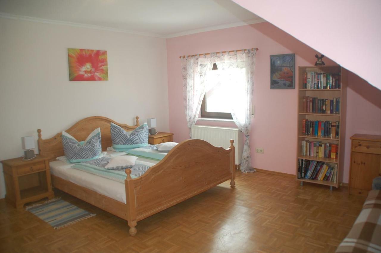 Haus Helene Appartement Ochtendung Buitenkant foto